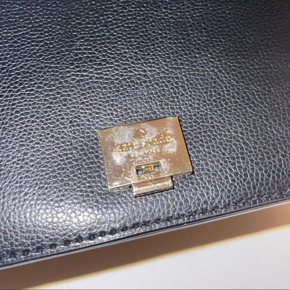 {•SOLD Black & White Kate Spade Crossbody Bag•} - Picture 8 of 8